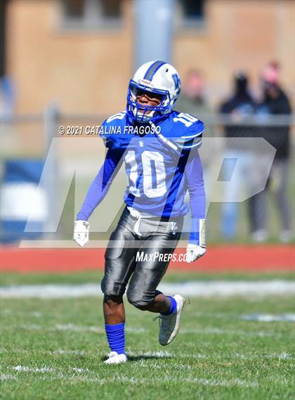 Thumbnail 1 in Valley Central vs. Spring Valley photogallery.