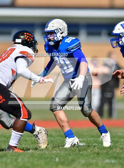 Thumbnail 2 in Valley Central vs. Spring Valley photogallery.