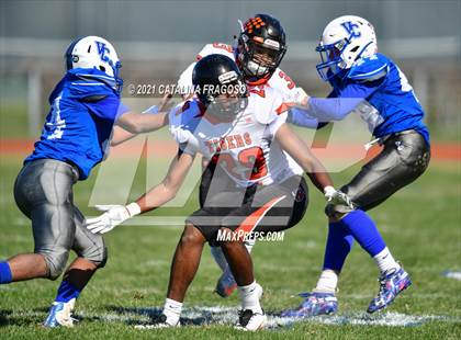 Thumbnail 3 in Valley Central vs. Spring Valley photogallery.