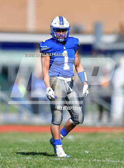 Thumbnail 3 in Valley Central vs. Spring Valley photogallery.