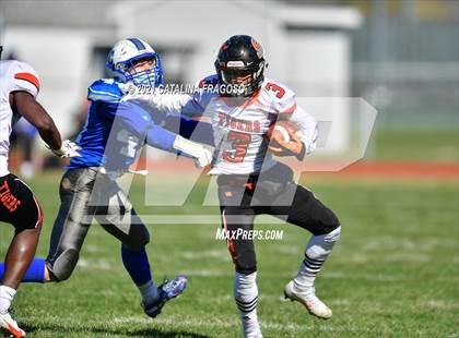 Thumbnail 3 in Valley Central vs. Spring Valley photogallery.