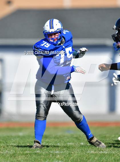 Thumbnail 3 in Valley Central vs. Spring Valley photogallery.