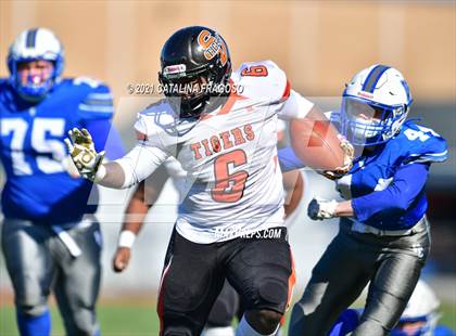 Thumbnail 2 in Valley Central vs. Spring Valley photogallery.