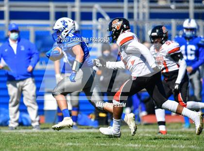 Thumbnail 1 in Valley Central vs. Spring Valley photogallery.
