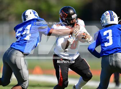 Thumbnail 1 in Valley Central vs. Spring Valley photogallery.