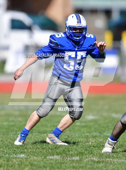 Thumbnail 3 in Valley Central vs. Spring Valley photogallery.