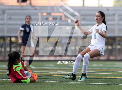 Thumbnail 3 in Washington-Lee @ Yorktown photogallery.