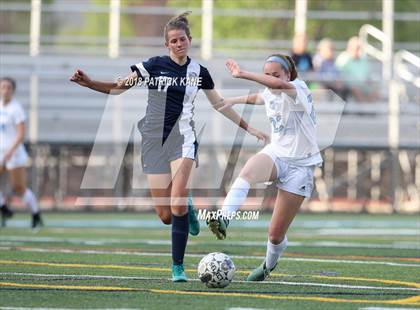 Thumbnail 1 in Washington-Lee @ Yorktown photogallery.