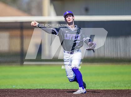 Thumbnail 1 in Hardin-Jefferson vs. Lufkin (Anahuac Tournament) photogallery.