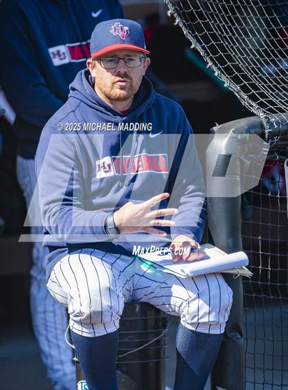 Thumbnail 2 in Hardin-Jefferson vs. Lufkin (Anahuac Tournament) photogallery.