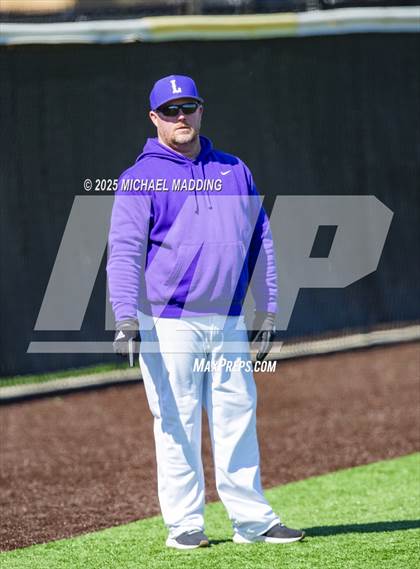 Thumbnail 3 in Hardin-Jefferson vs. Lufkin (Anahuac Tournament) photogallery.