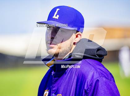 Thumbnail 1 in Hardin-Jefferson vs. Lufkin (Anahuac Tournament) photogallery.
