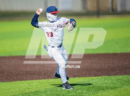 Thumbnail 3 in Hardin-Jefferson vs. Lufkin (Anahuac Tournament) photogallery.