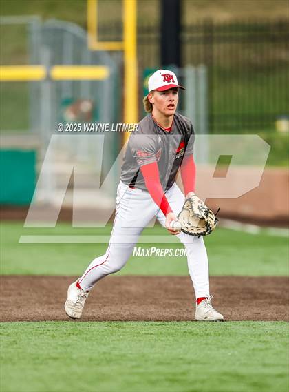 Thumbnail 2 in Dixie Heights vs Ryle photogallery.