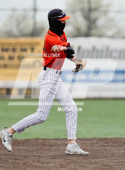 Thumbnail 2 in Dixie Heights vs Ryle photogallery.