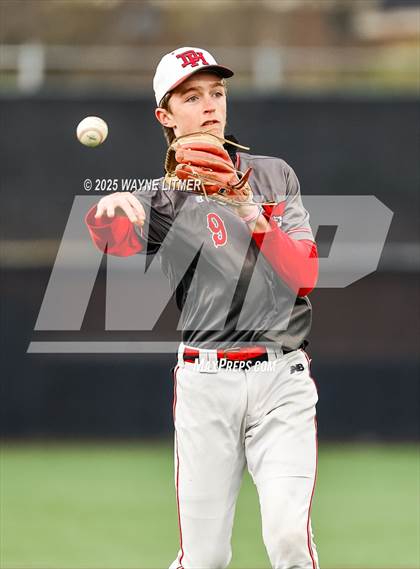 Thumbnail 2 in Dixie Heights vs Ryle photogallery.