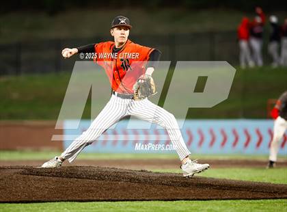 Thumbnail 2 in Dixie Heights vs Ryle photogallery.
