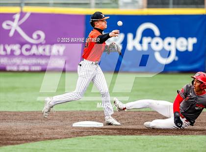 Thumbnail 3 in Dixie Heights vs Ryle photogallery.