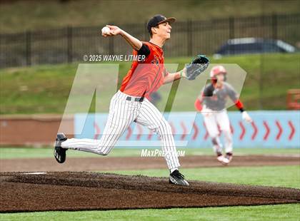 Thumbnail 2 in Dixie Heights vs Ryle photogallery.