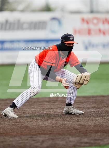 Thumbnail 2 in Dixie Heights vs Ryle photogallery.