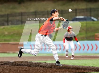 Thumbnail 1 in Dixie Heights vs Ryle photogallery.