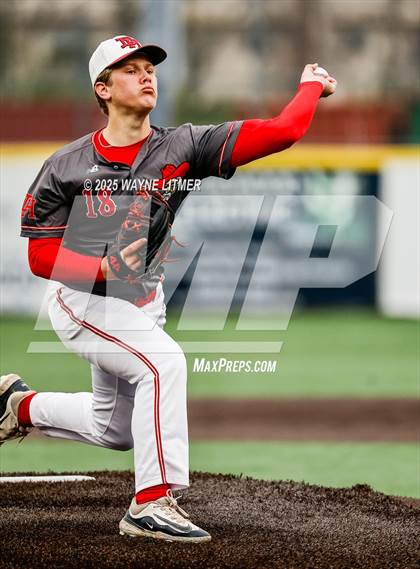 Thumbnail 1 in Dixie Heights vs Ryle photogallery.
