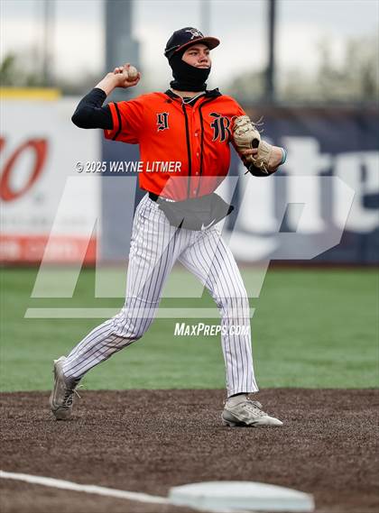Thumbnail 2 in Dixie Heights vs Ryle photogallery.