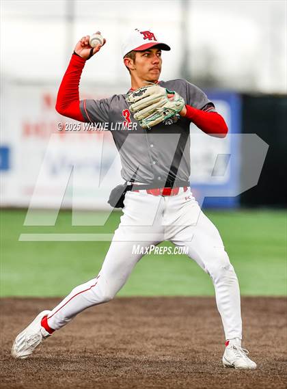 Thumbnail 3 in Dixie Heights vs Ryle photogallery.