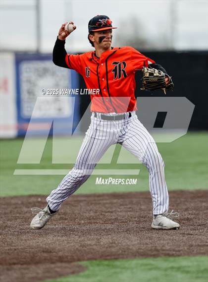Thumbnail 2 in Dixie Heights vs Ryle photogallery.