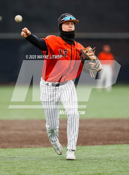 Thumbnail 3 in Dixie Heights vs Ryle photogallery.