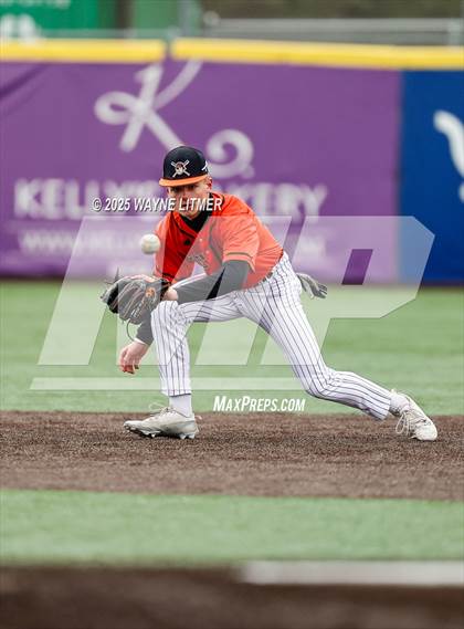 Thumbnail 2 in Dixie Heights vs Ryle photogallery.