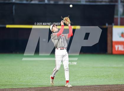 Thumbnail 2 in Dixie Heights vs Ryle photogallery.