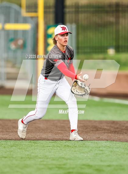 Thumbnail 1 in Dixie Heights vs Ryle photogallery.