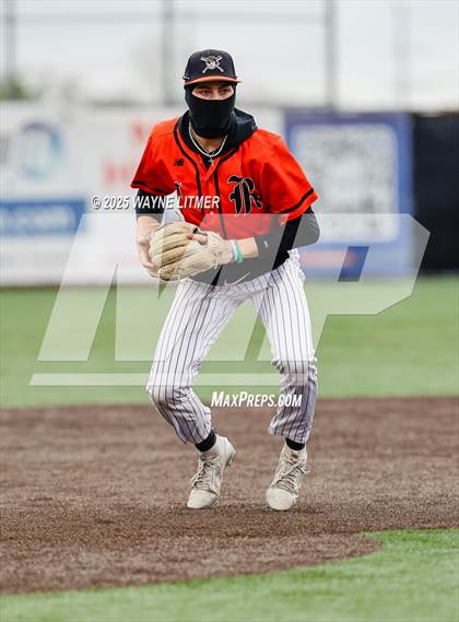 Thumbnail 1 in Dixie Heights vs Ryle photogallery.