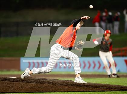 Thumbnail 1 in Dixie Heights vs Ryle photogallery.