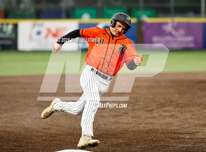 Thumbnail 2 in Dixie Heights vs Ryle photogallery.