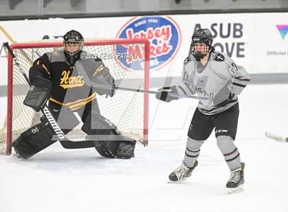 Thumbnail 2 in Prout (RI) vs. Daniel Hand (Crusader Christmas Classic) photogallery.