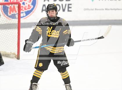 Thumbnail 3 in Prout (RI) vs. Daniel Hand (Crusader Christmas Classic) photogallery.
