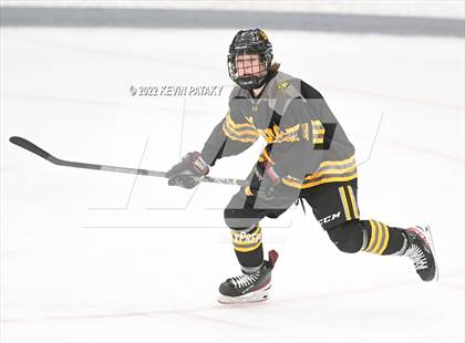 Thumbnail 1 in Prout (RI) vs. Daniel Hand (Crusader Christmas Classic) photogallery.
