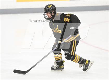 Thumbnail 3 in Prout (RI) vs. Daniel Hand (Crusader Christmas Classic) photogallery.