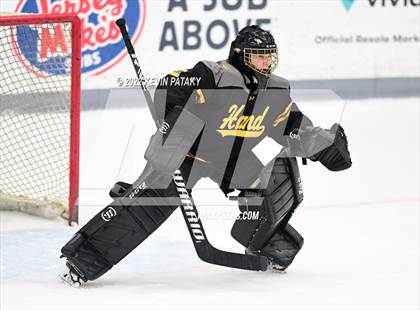 Thumbnail 1 in Prout (RI) vs. Daniel Hand (Crusader Christmas Classic) photogallery.
