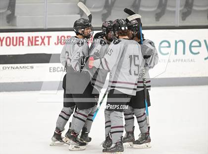 Thumbnail 1 in Prout (RI) vs. Daniel Hand (Crusader Christmas Classic) photogallery.