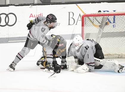 Thumbnail 2 in Prout (RI) vs. Daniel Hand (Crusader Christmas Classic) photogallery.
