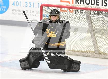 Thumbnail 2 in Prout (RI) vs. Daniel Hand (Crusader Christmas Classic) photogallery.