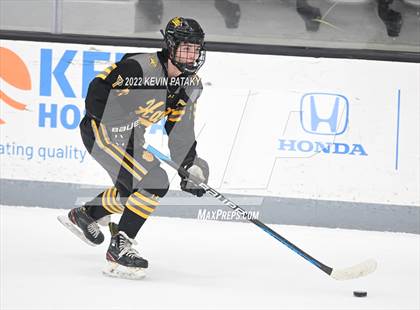 Thumbnail 3 in Prout (RI) vs. Daniel Hand (Crusader Christmas Classic) photogallery.