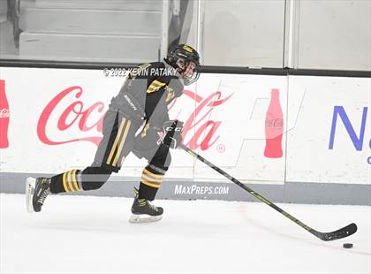 Thumbnail 3 in Prout (RI) vs. Daniel Hand (Crusader Christmas Classic) photogallery.