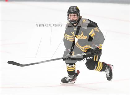 Thumbnail 2 in Prout (RI) vs. Daniel Hand (Crusader Christmas Classic) photogallery.