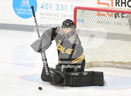 Thumbnail 3 in Prout (RI) vs. Daniel Hand (Crusader Christmas Classic) photogallery.