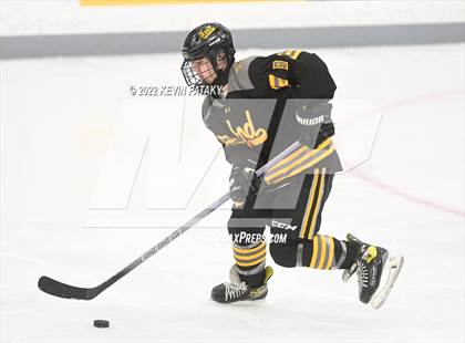 Thumbnail 2 in Prout (RI) vs. Daniel Hand (Crusader Christmas Classic) photogallery.