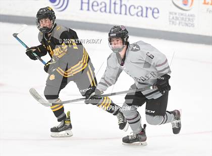 Thumbnail 2 in Prout (RI) vs. Daniel Hand (Crusader Christmas Classic) photogallery.